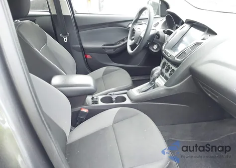 2013 Ford Focus Se z USA, uszkodzony, nr VIN 1FADP3F21DL348326